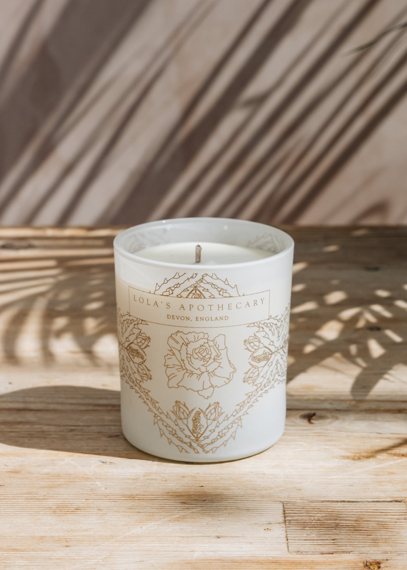 Lola's Apothecary Lola's Apothecary Scented Candle in Delicate Romance