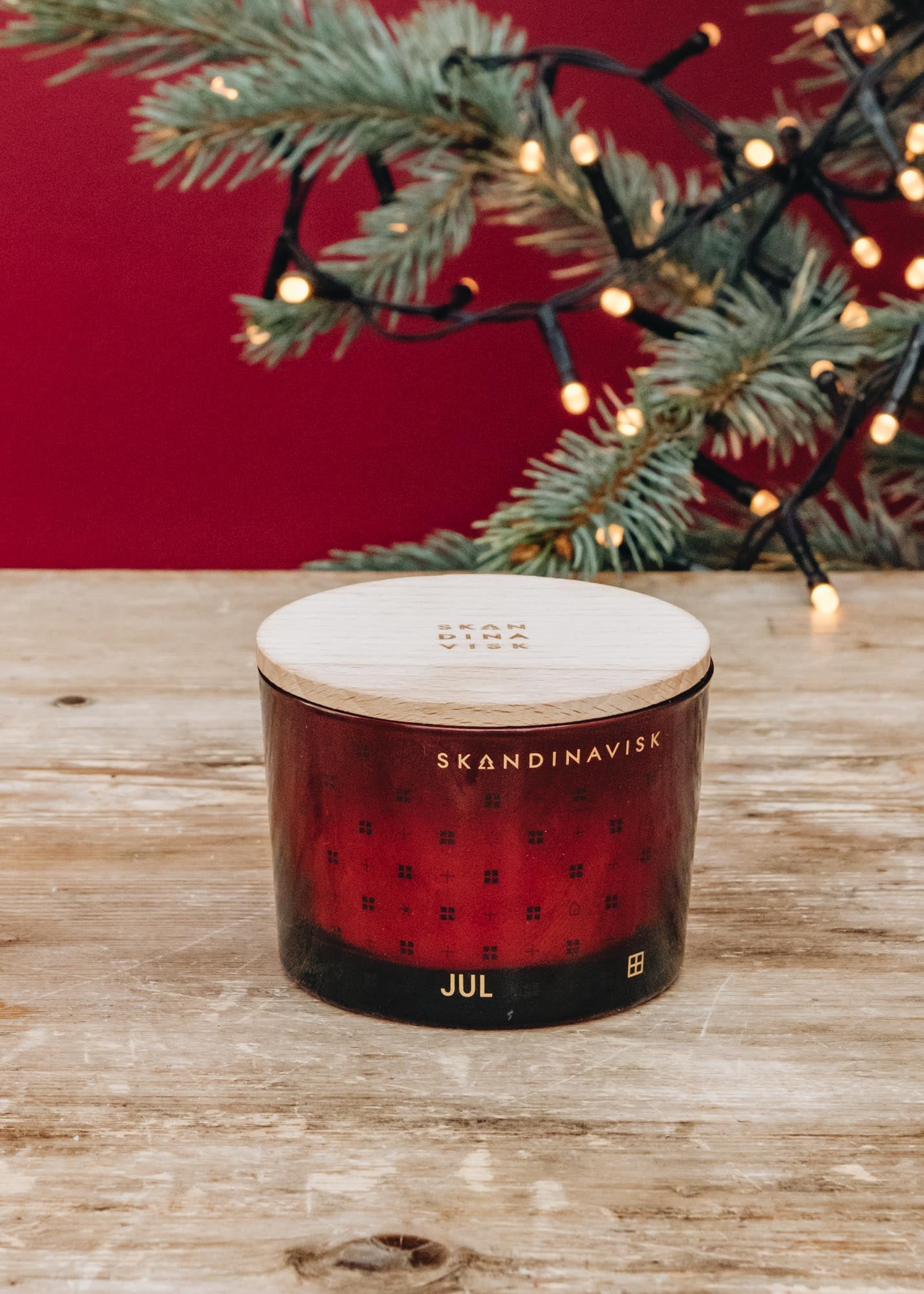 Skandinavisk Scented Candle in Jul, 90g