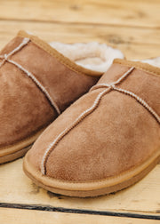 Shepherd of Sweden Men's Bobo Slippers in Chestnut