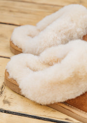 Shepherd of Sweden Women's Jessica Slippers in Chestnut