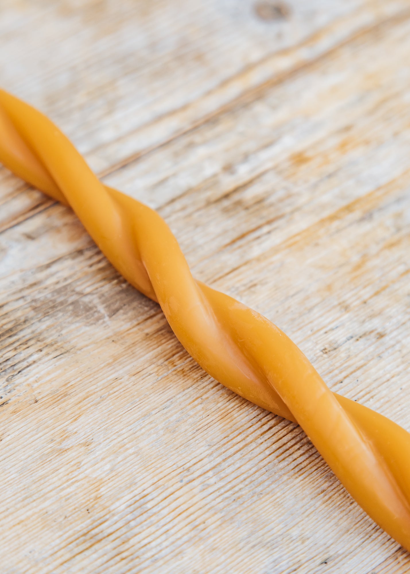 Skär Organics Twisted Beeswax Dinner Candle in Paprika, 10