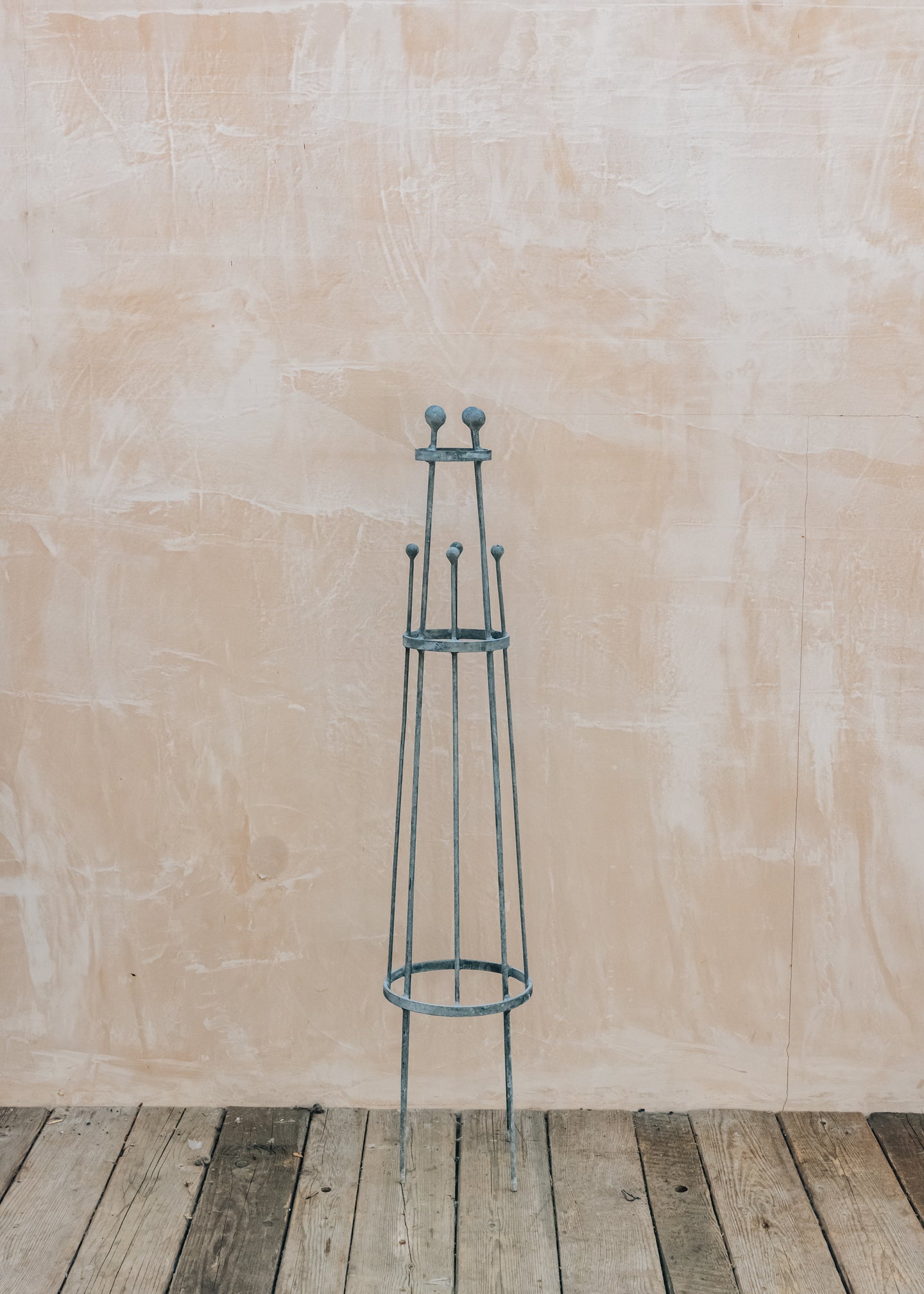 Mckellers Aston Small Obelisk