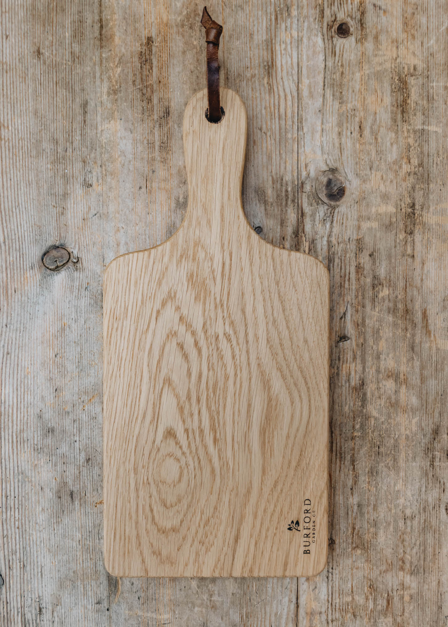 STIK Designs Small Oak Chopping Board with Handle