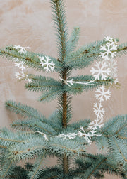 A World of Craft AfroArt Snow Paper Garland
