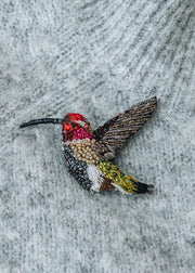 Trovelore Trovelore Sparkling Hummingbird Brooch