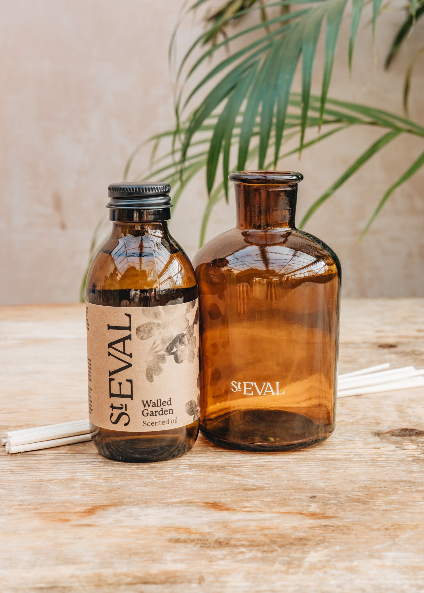 Skär Organics Reed Diffuser in Walled Garden