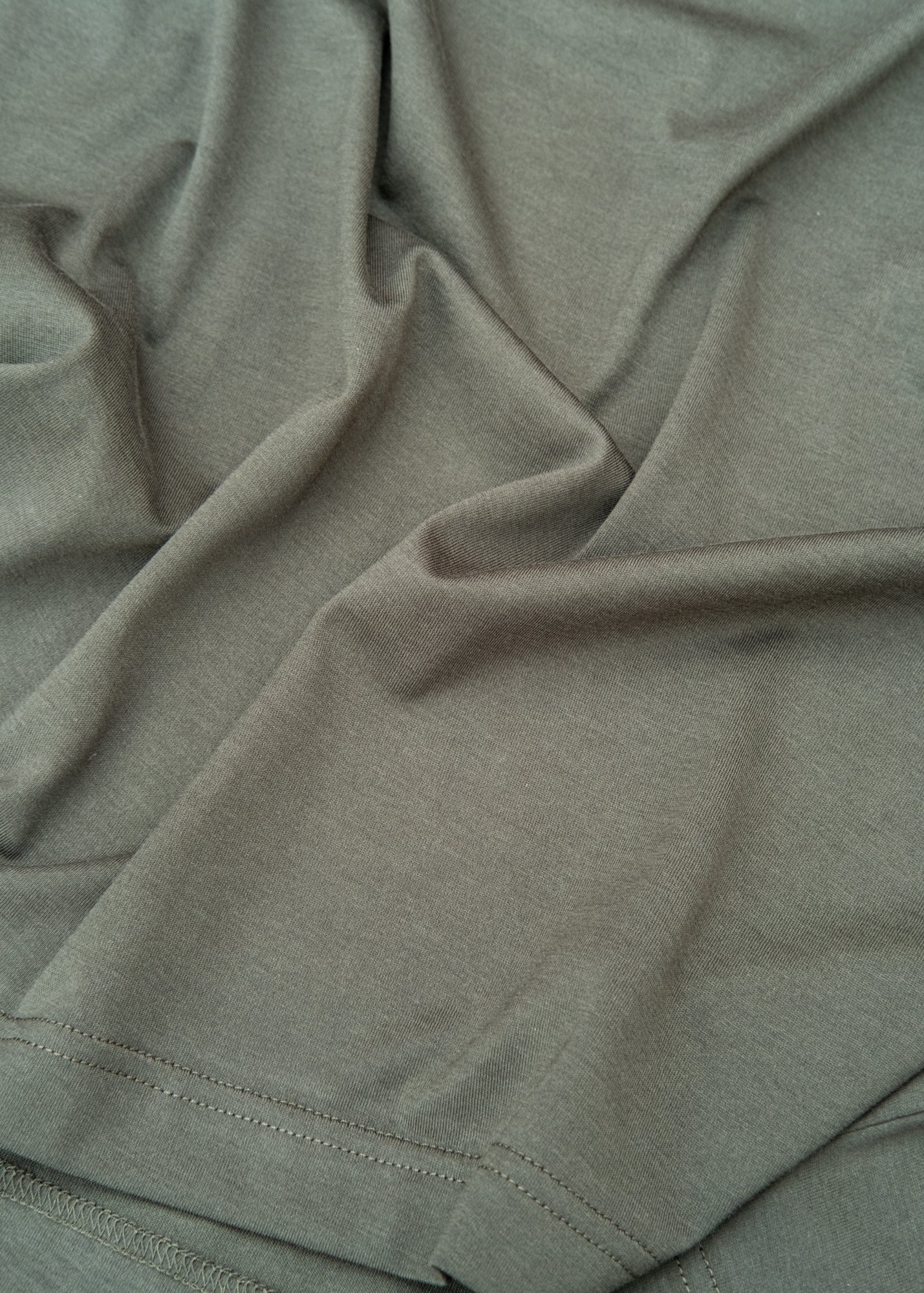 Sunspel Crew Neck T-Shirt in Dark Green