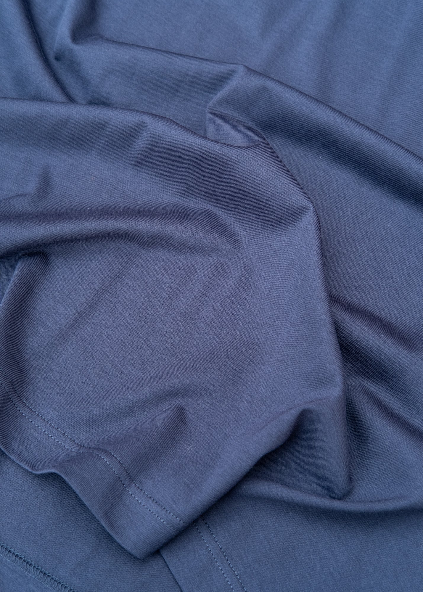 Sunspel Crew Neck T-Shirt in Navy