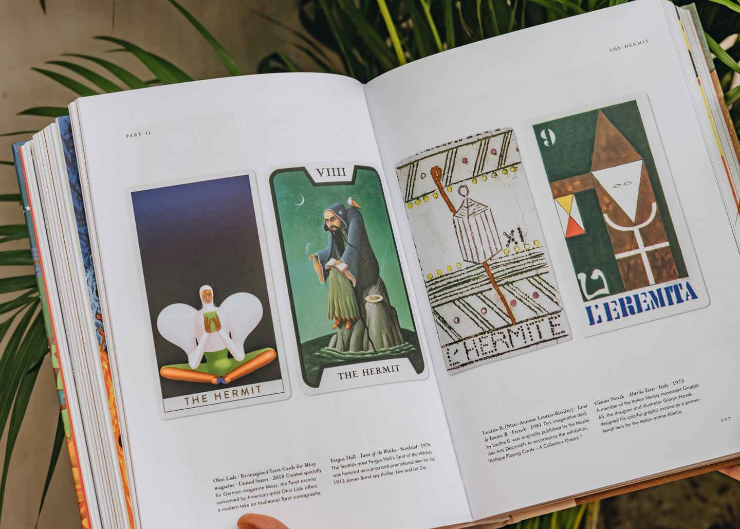 Taschen Tarot: The Library of Esoterica
