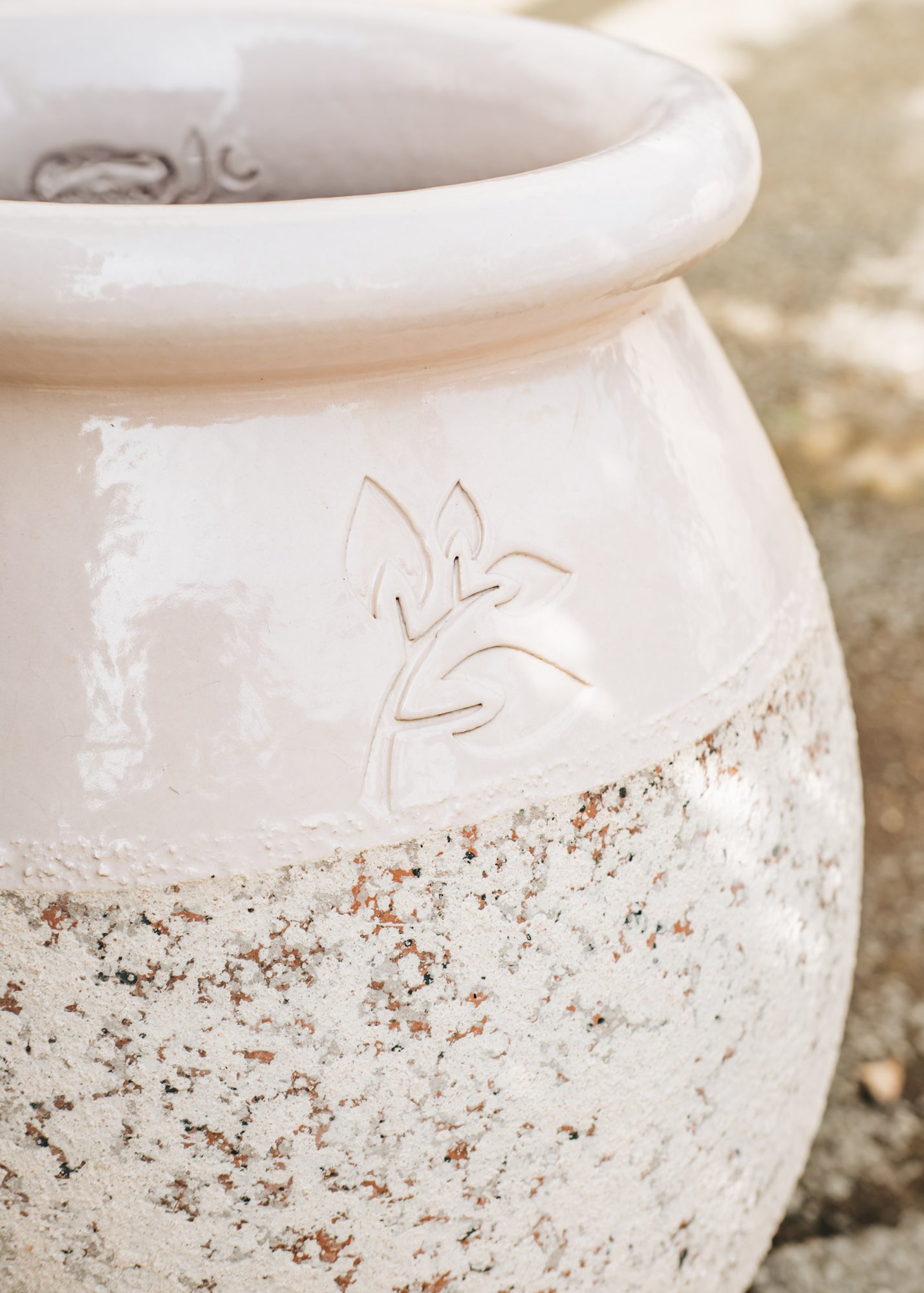 Terres D'Albine Olive Pot with Pink Neck with Burford Leaf Stamp, 60cm