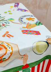 Tessitura Toscana Telerie Tablecloth in Hands On Christmas