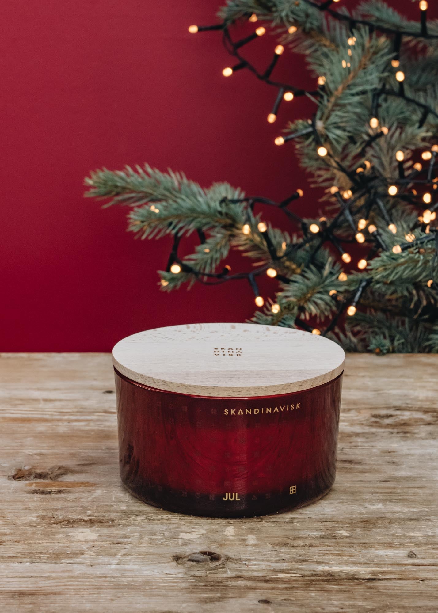 Skandinavisk Three Wick Scented Candle in Jul