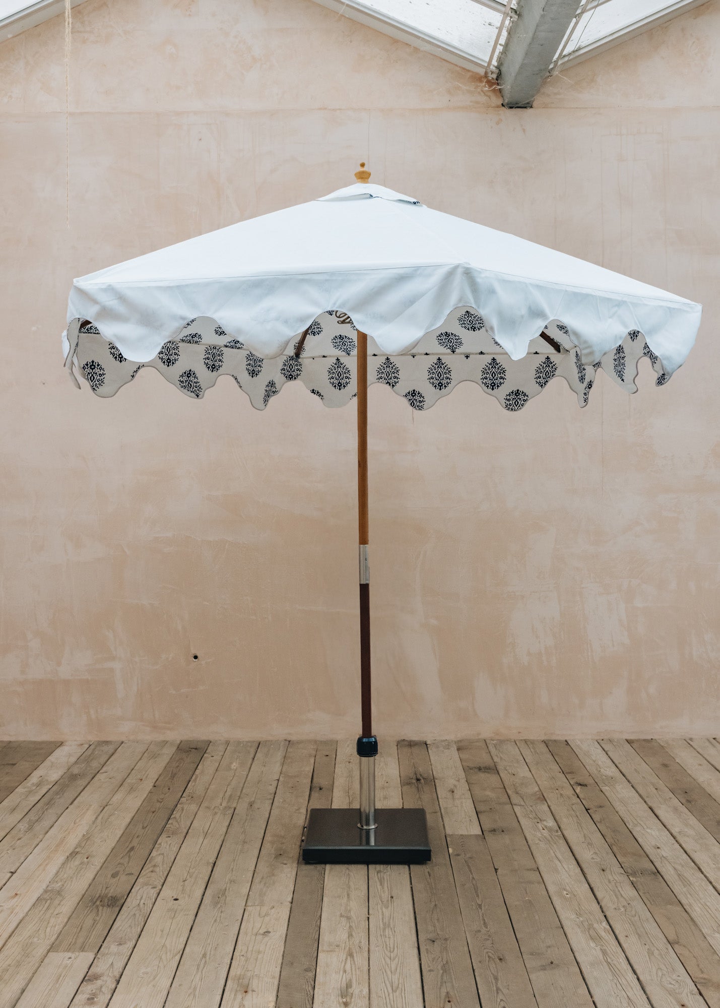 Kiki Booti Medium Blue Centre Pole Parasol