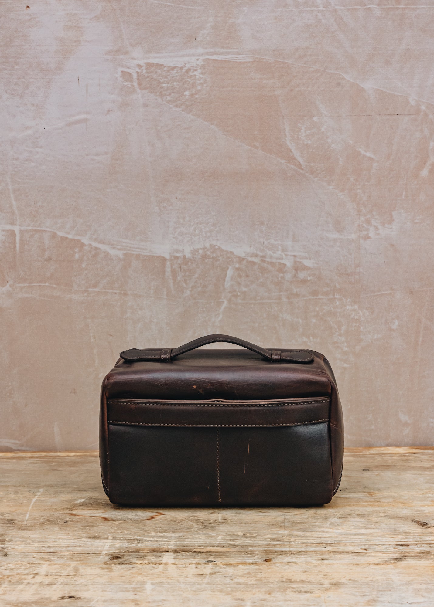 Ashwood Toiletries Bag in Brown