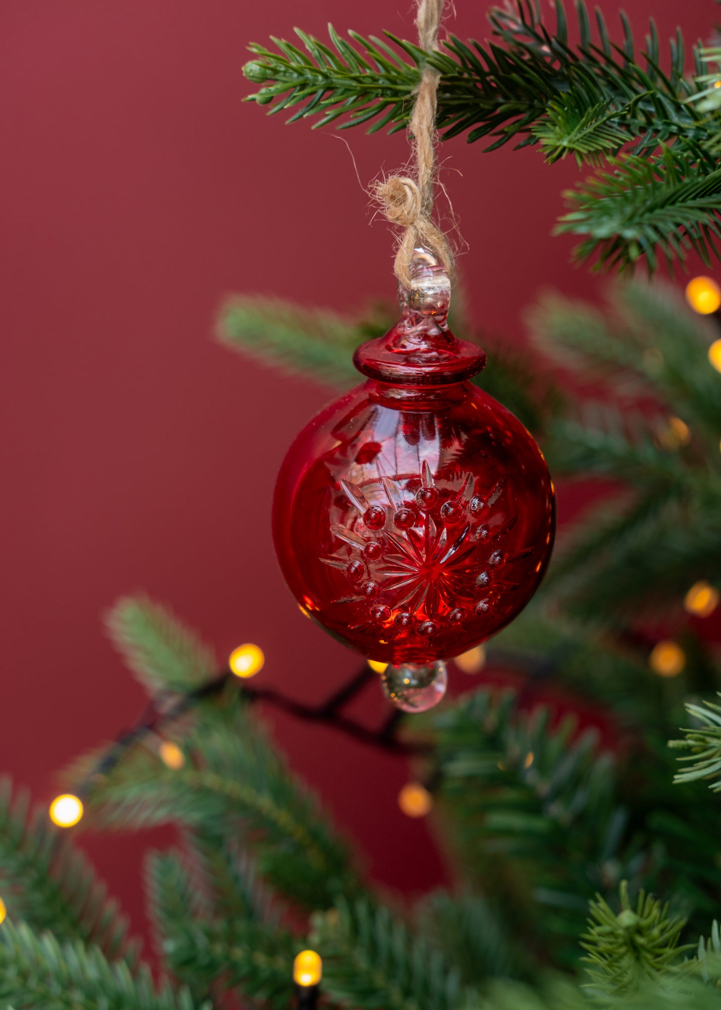 Small Halo Bauble in Red