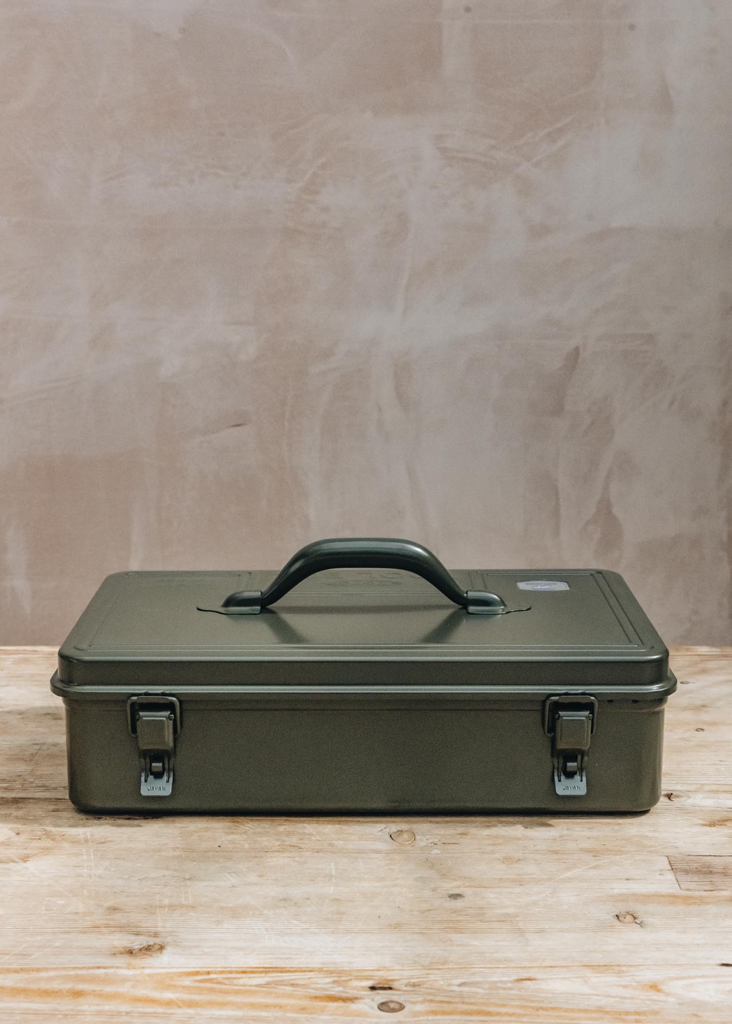 Toyo Trunk Tool Box in Moss Green