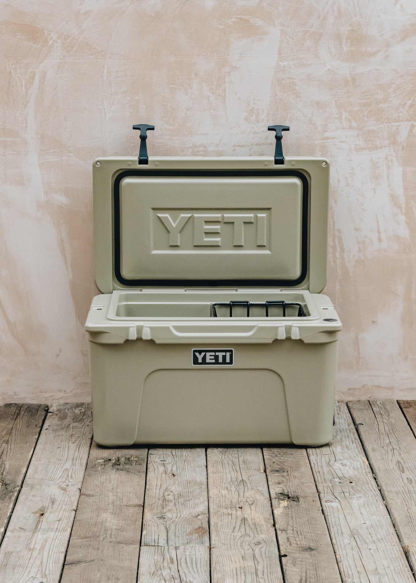 YETI Tundra Cooler 45 in Tan