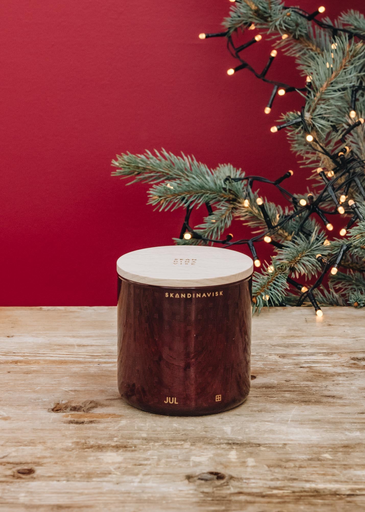 Skandinavisk Two Wick Scented Candle in Jul, 400g
