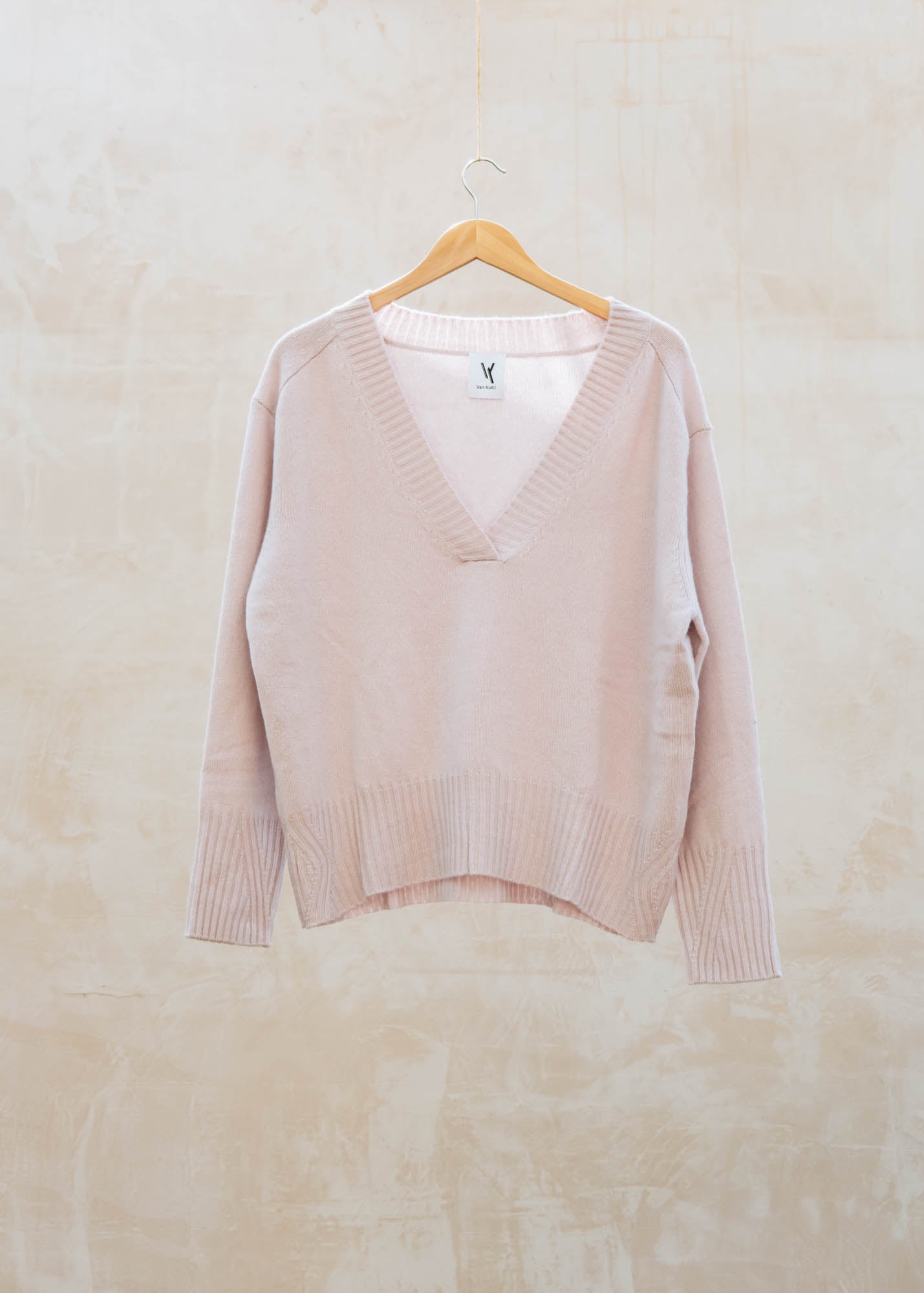 Natalie Relaxed V-Neck Jumper in Dusky