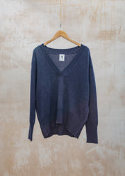 Natalie Relaxed V-Neck Jumper in Purple Velvet