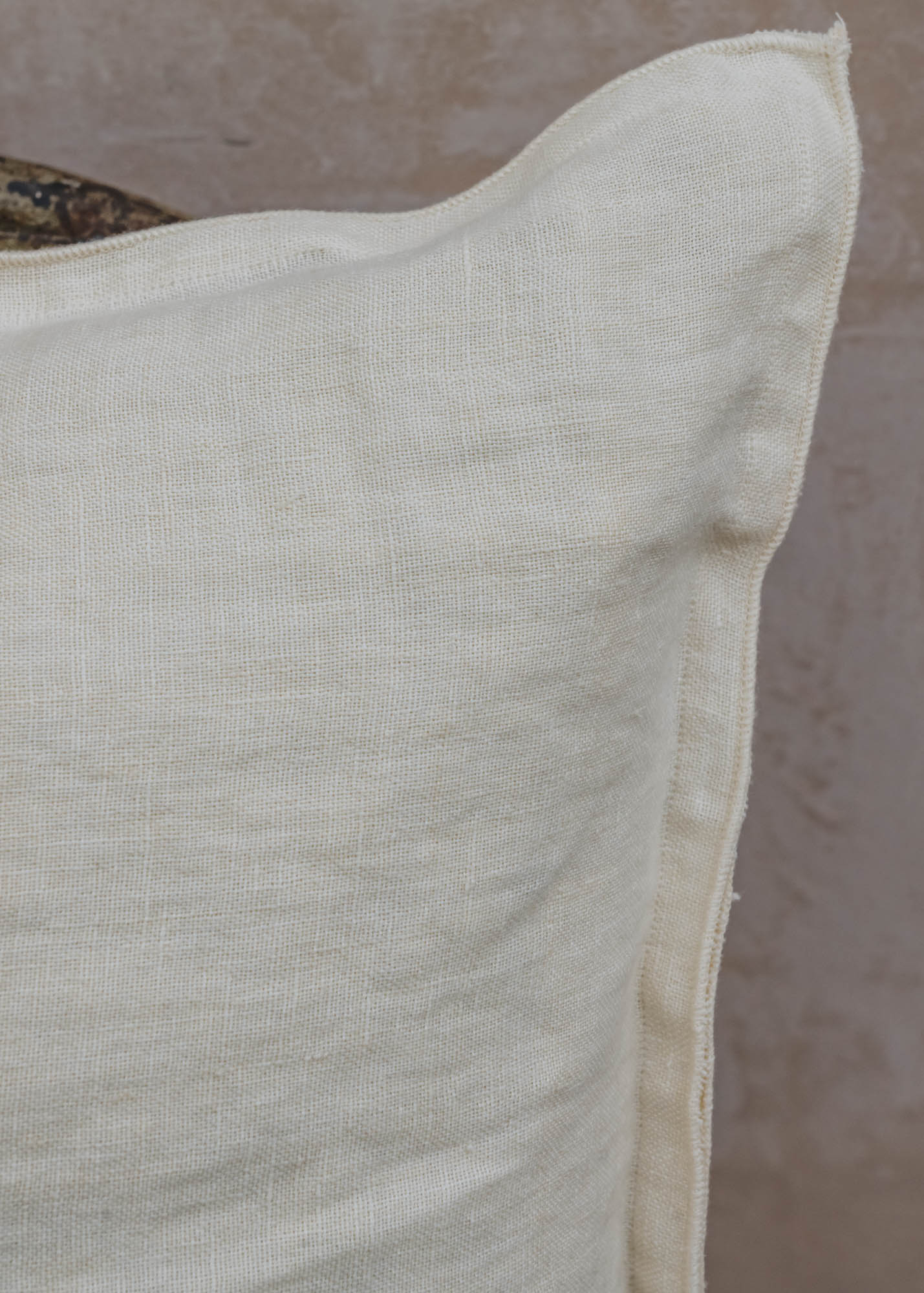 Bungalow Bungalow Vanilla Linen Cushion