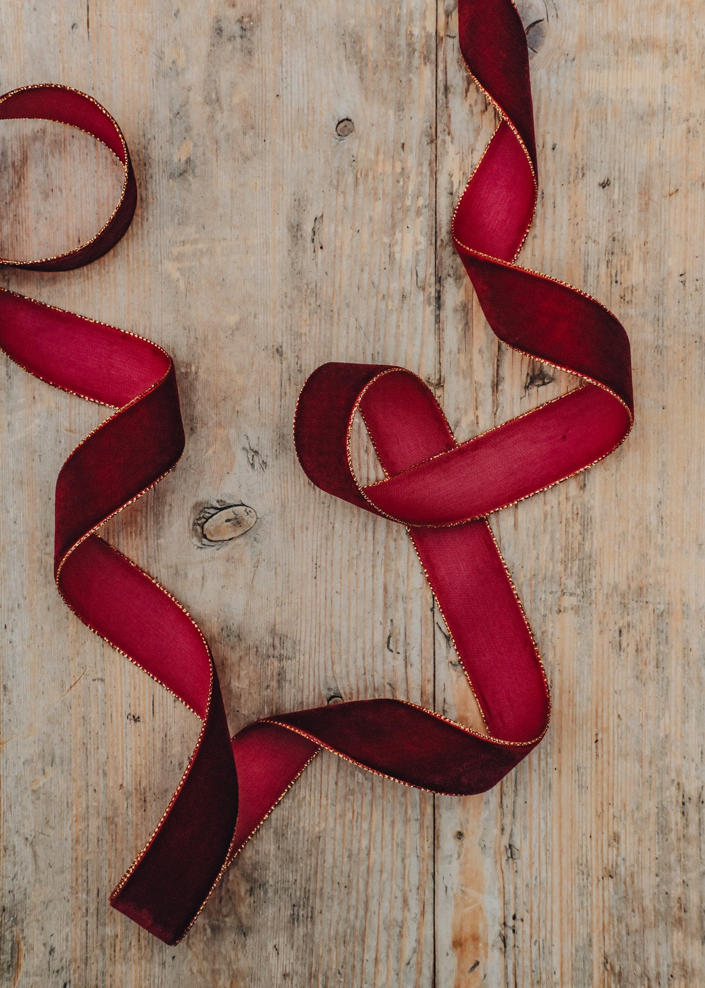 Velvety Gold Ribbon in Bordeaux, 10mx25mm