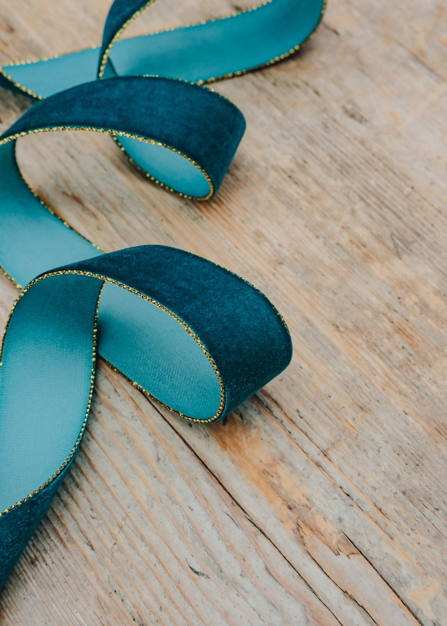 Vivant Velvety Gold Ribbon in Petrol, 10mx25mm