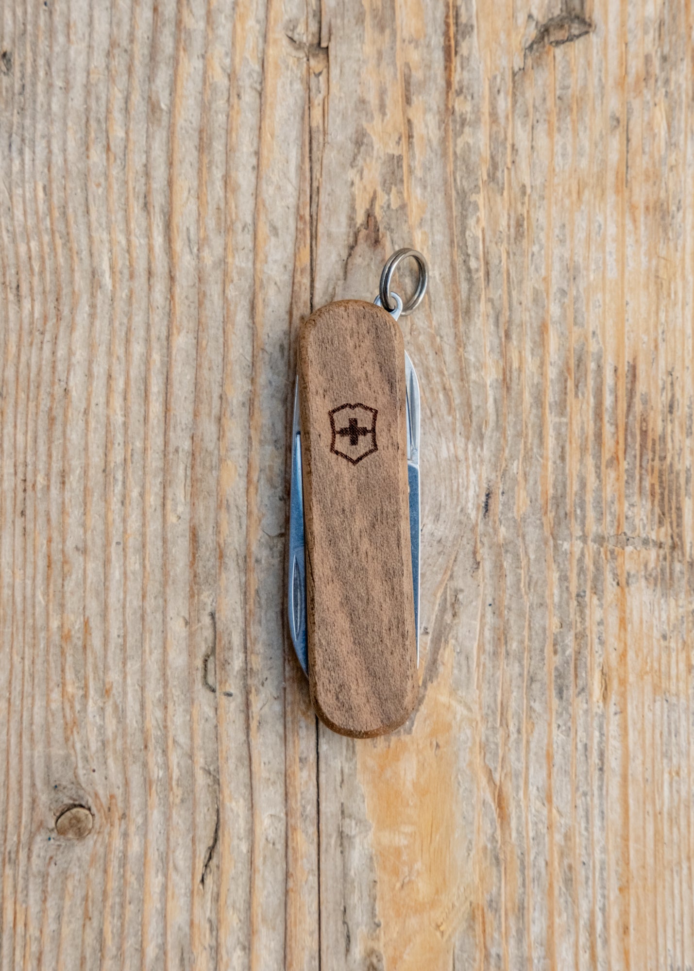 Victorinox Classic Wood Swiss Army Knife in Brown, 58mm
