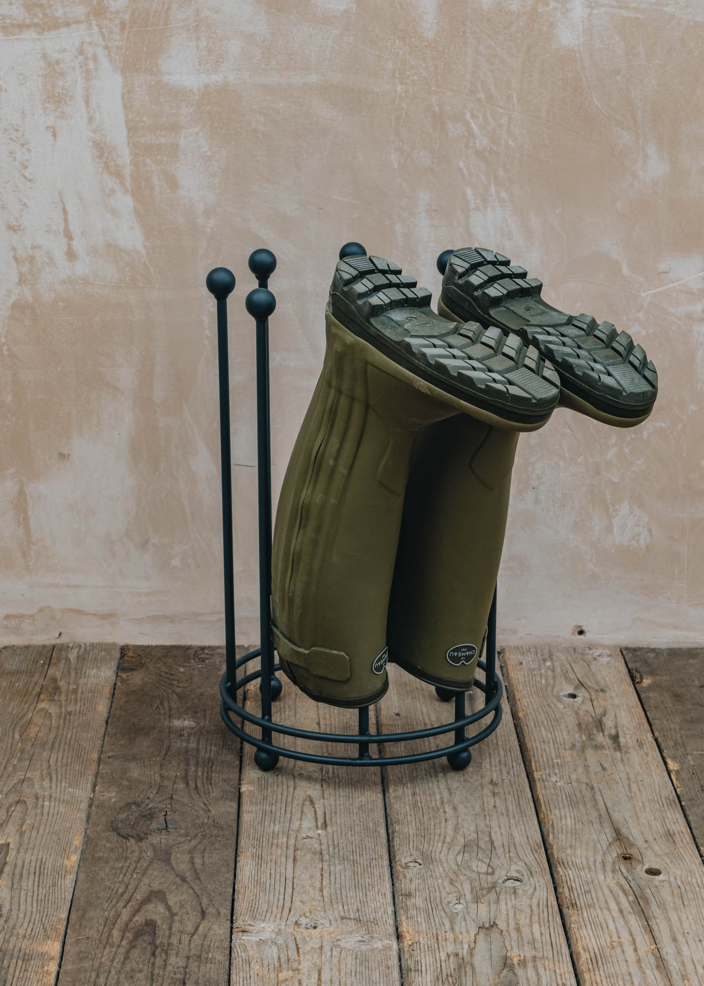 Stand Boot Compact Harrod Horticultural Round Wellington Boot Stand in Anthracite ...