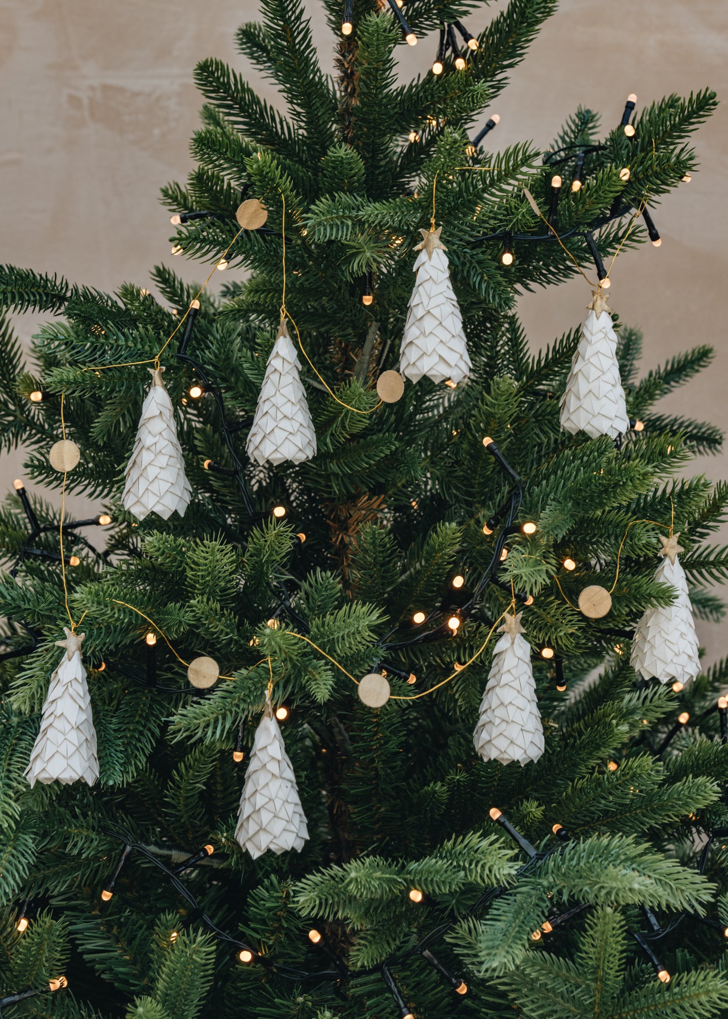 White Fir Garland in White and Gold