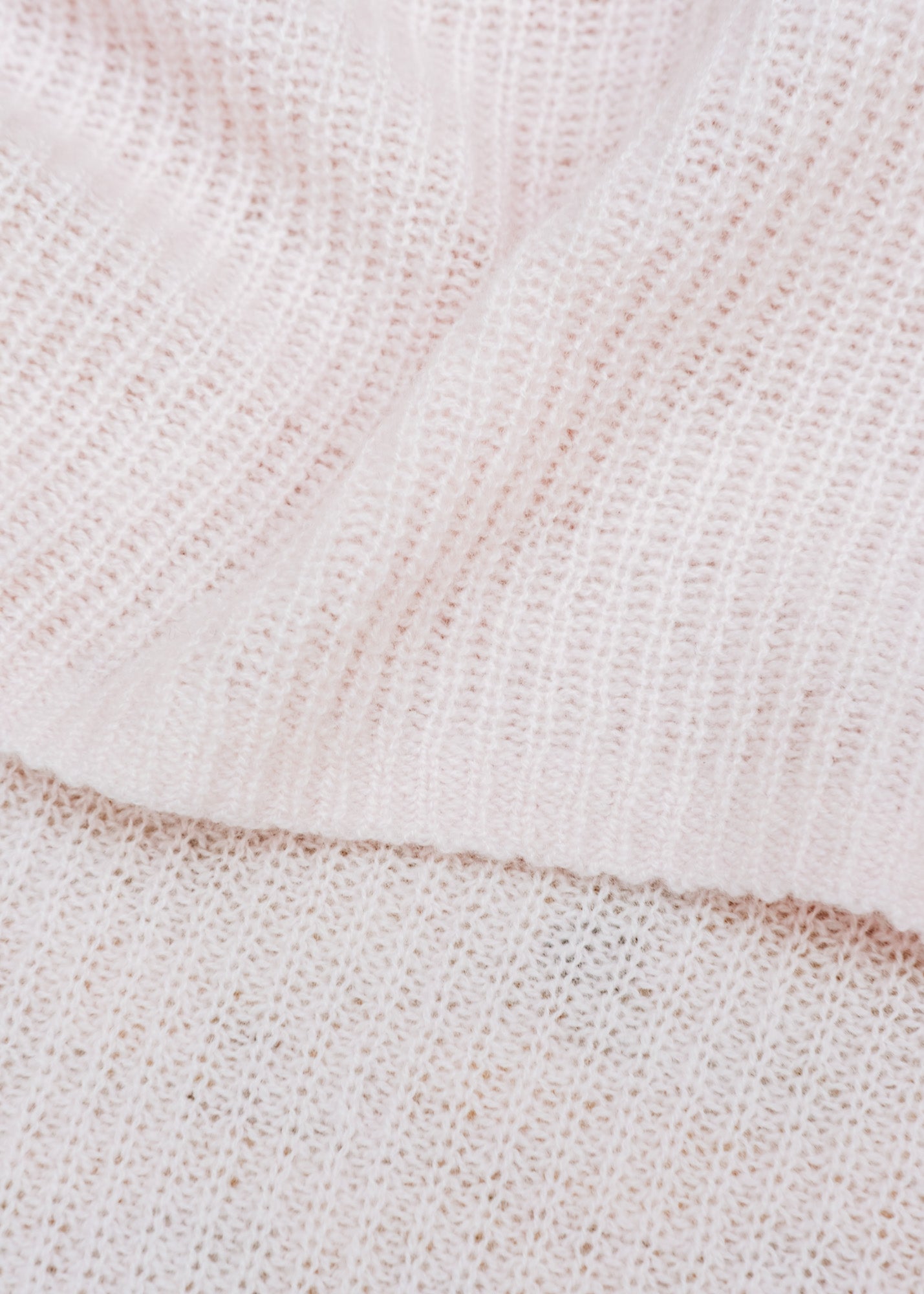 Van Kukil Wide Sleeve Adele Ribbed V-Neck Jumper in Misty Pink
