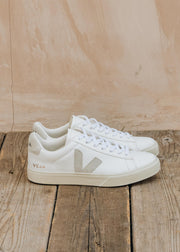 Veja Women's Campo Leather Trainers in White and Natural