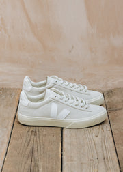 Women's Veja Campo Suede Trainers in Natural White