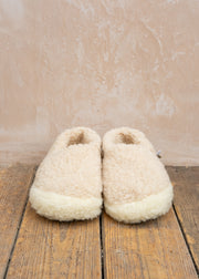 Yoko Wool Wool Slippers in Beige