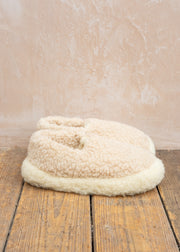 Yoko Wool Wool Slippers in Beige