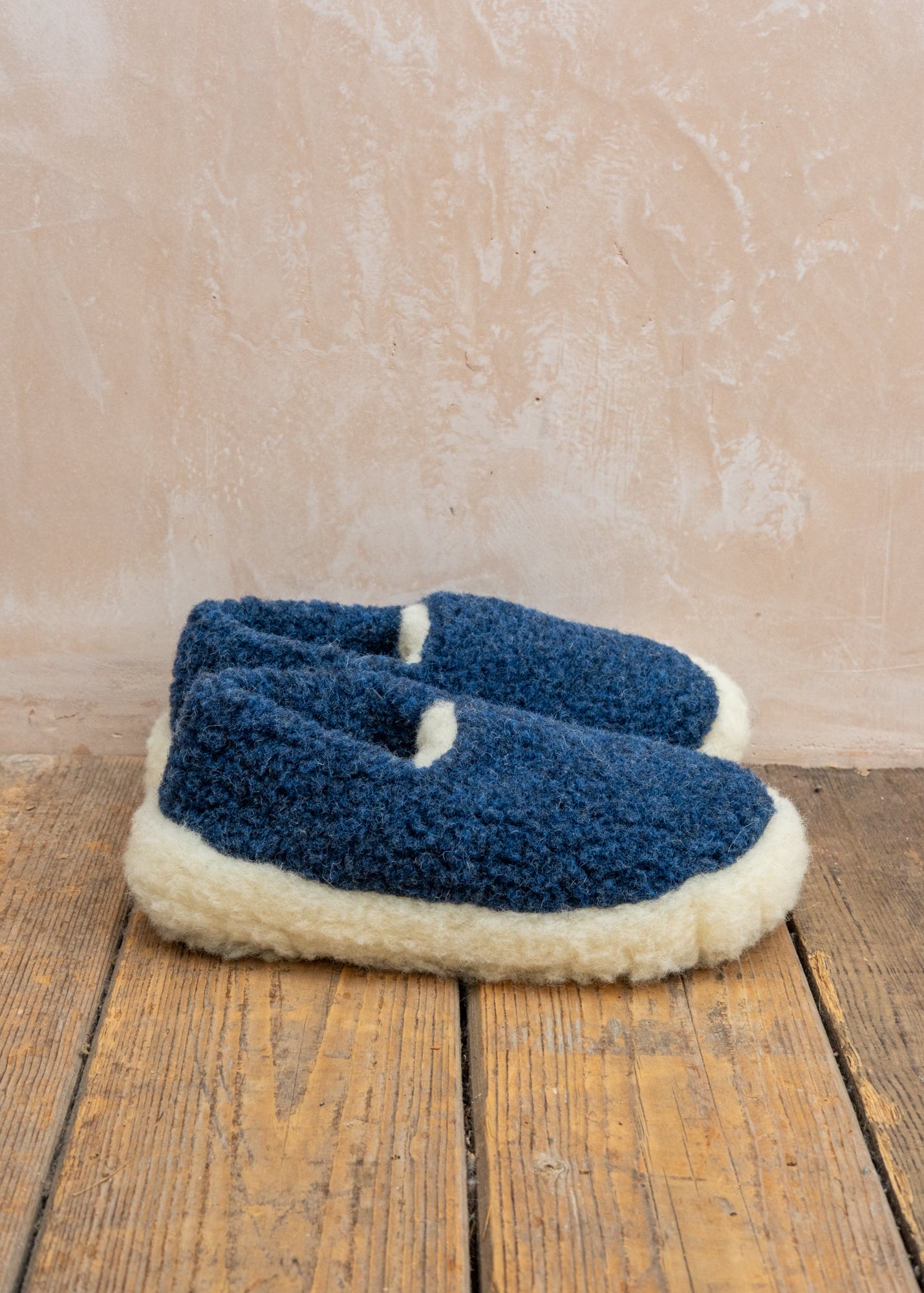 Barbour Wool Slippers in Dark Blue