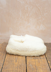 Yoko Wool Wool Slippers in Natural