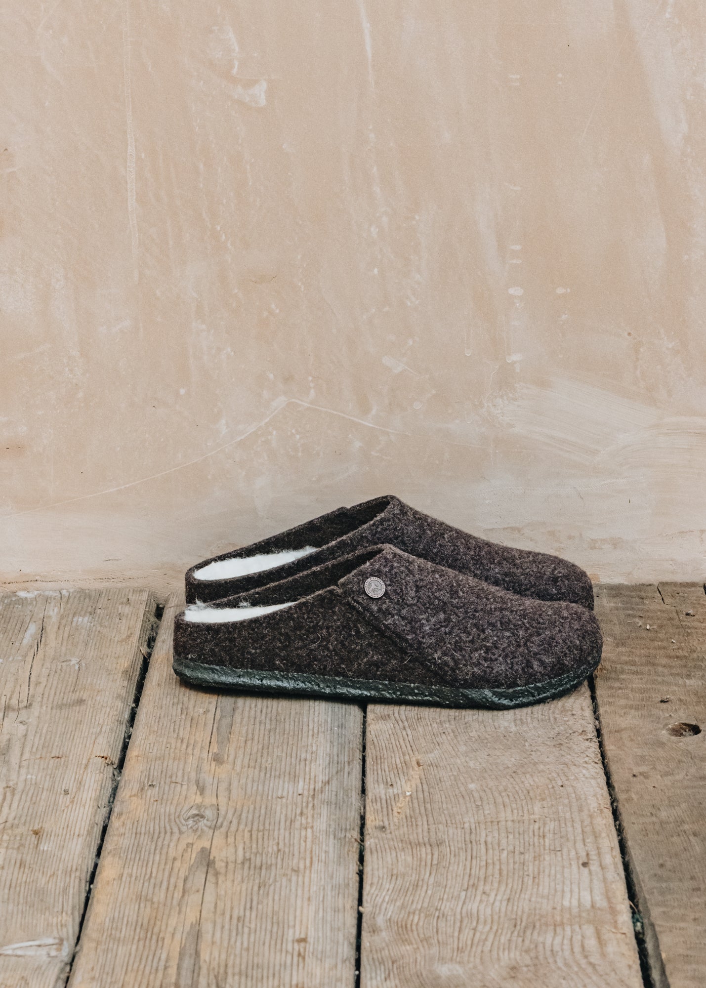 Birkenstock Women's Birkenstock Zermatt Shearling Slippers in Felt Mocha