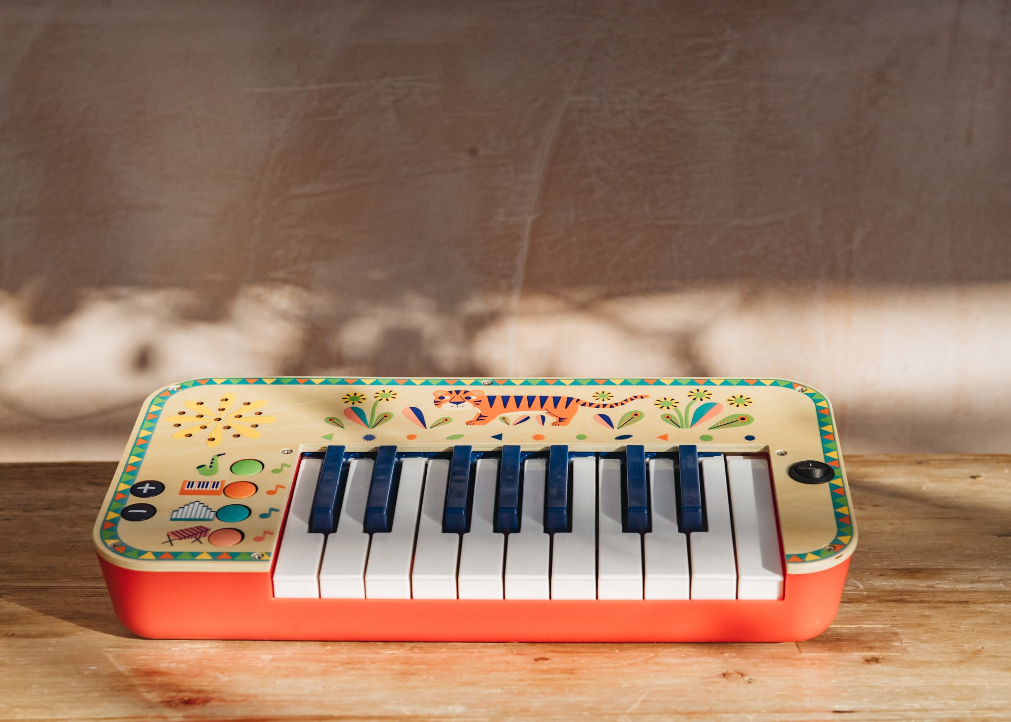 Djeco synthesizer 2025