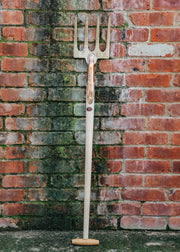 Implementations Antares T-Handled Border Fork