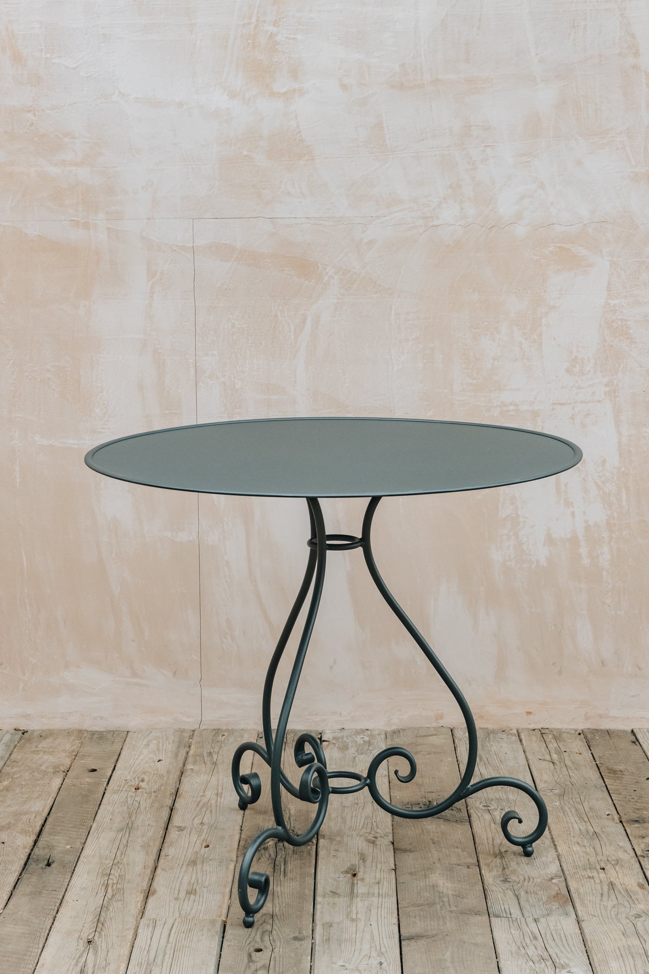 UNOPIU Aurora Iron Dining Table