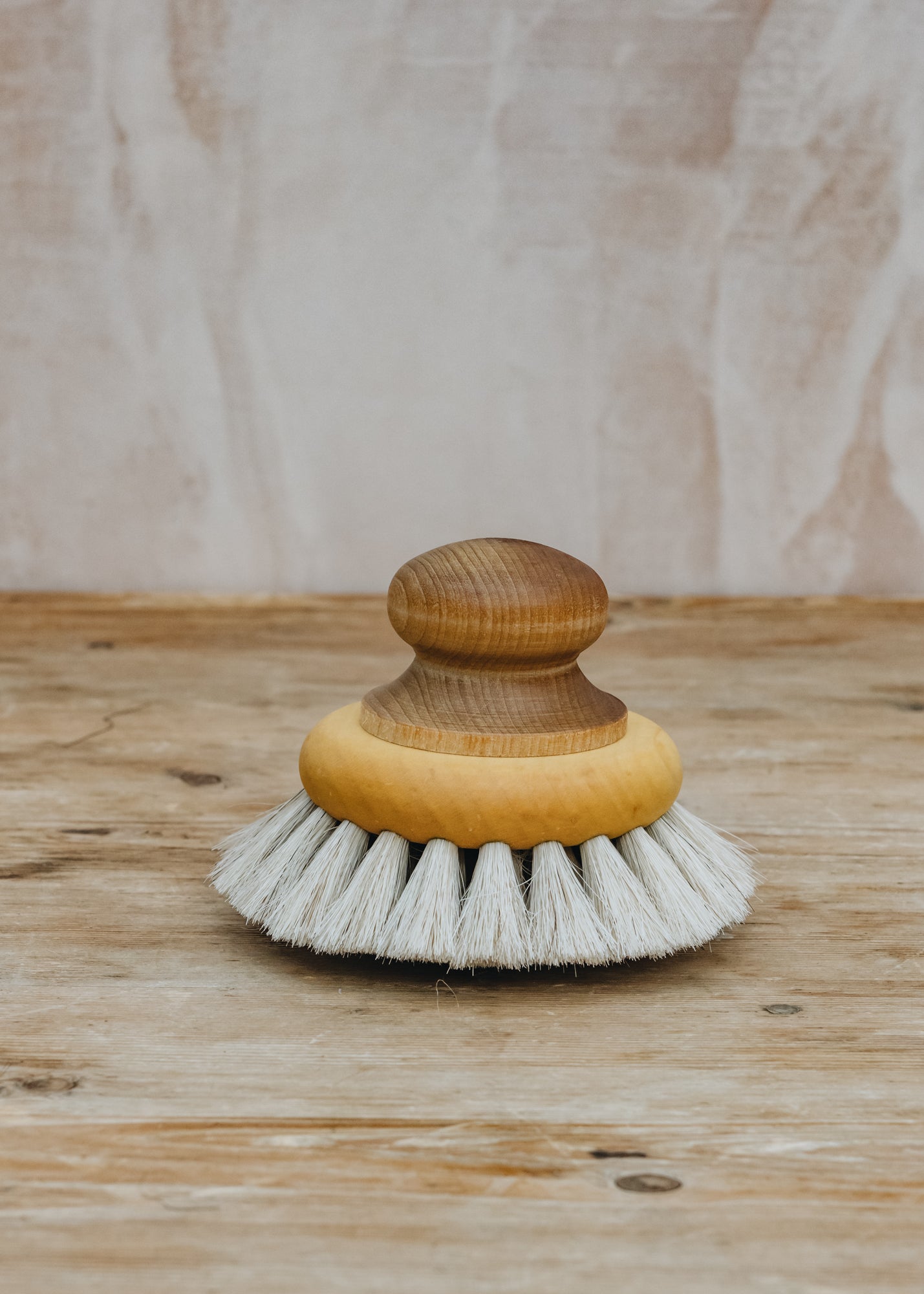 Iris Hantverk Bath Brush with Knob