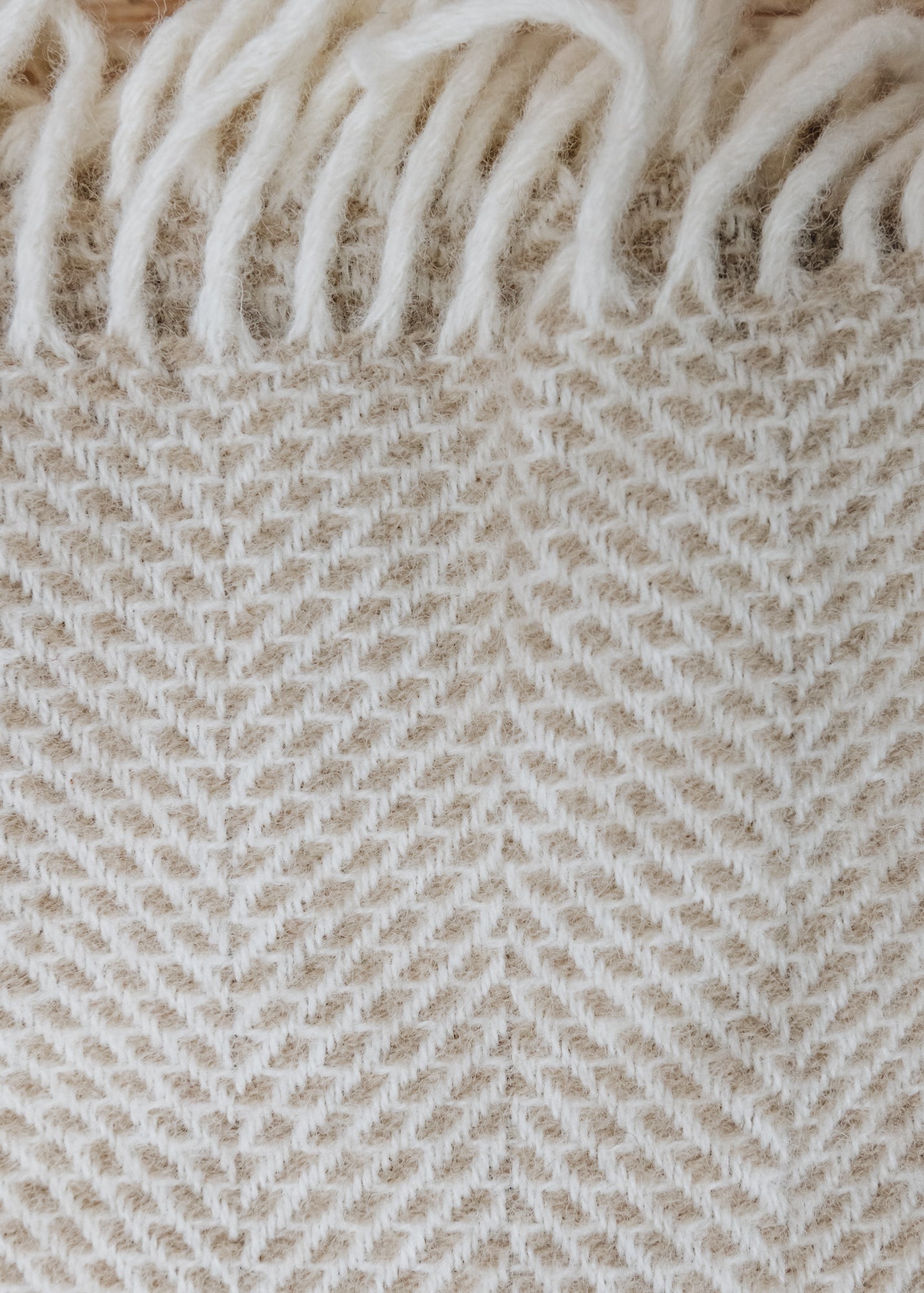 Beehive Oatmeal Throw