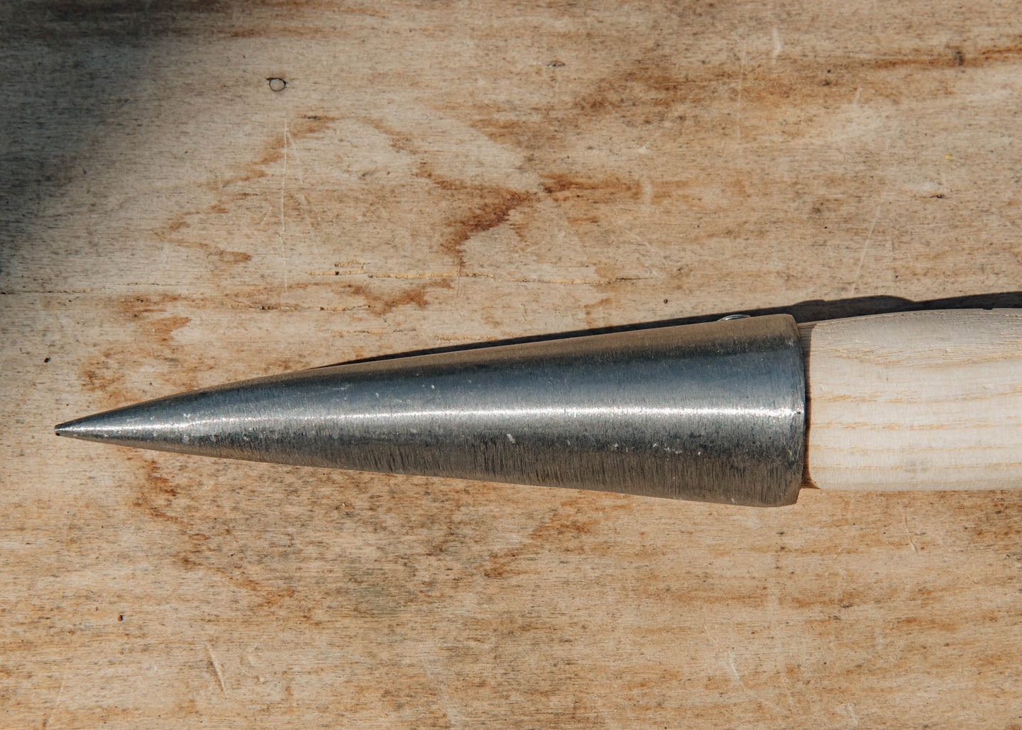 Dibber with Ash Handle Detail