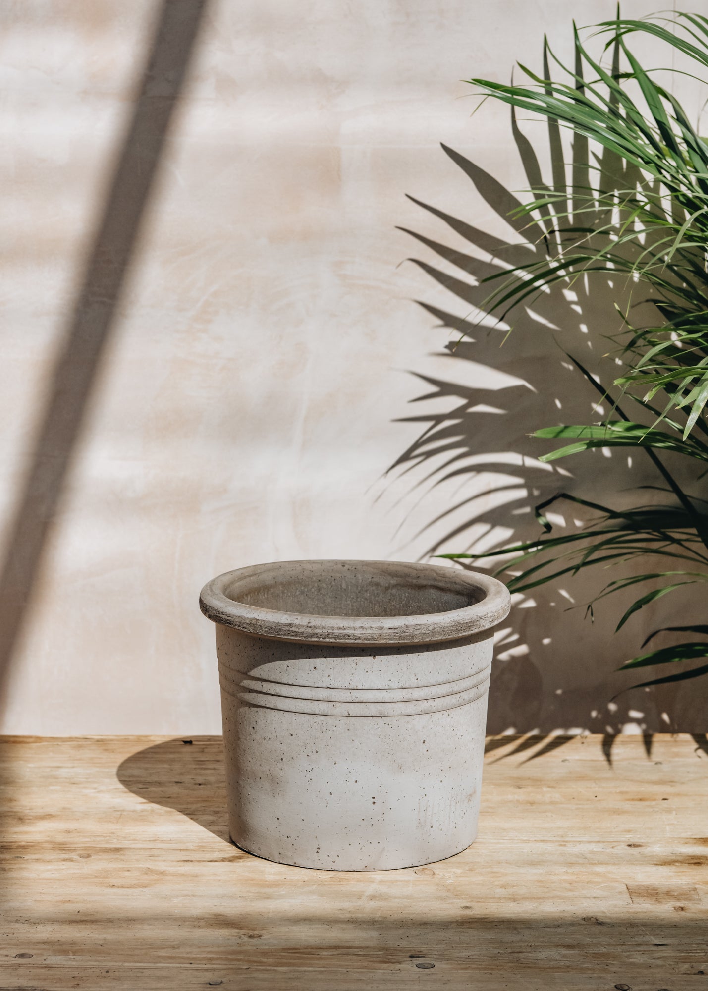 Galestro Grey Pot