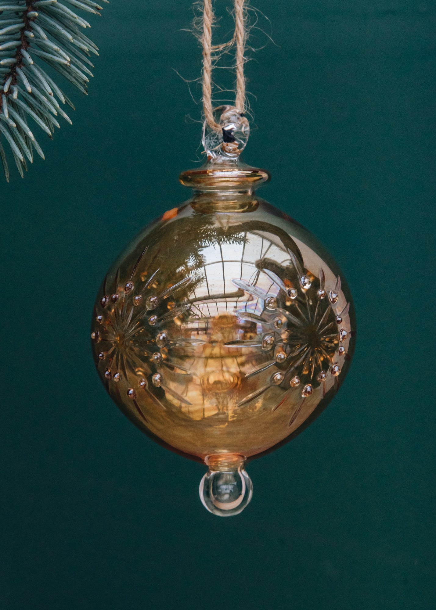 Treasure Tree Halo Bauble in Gold