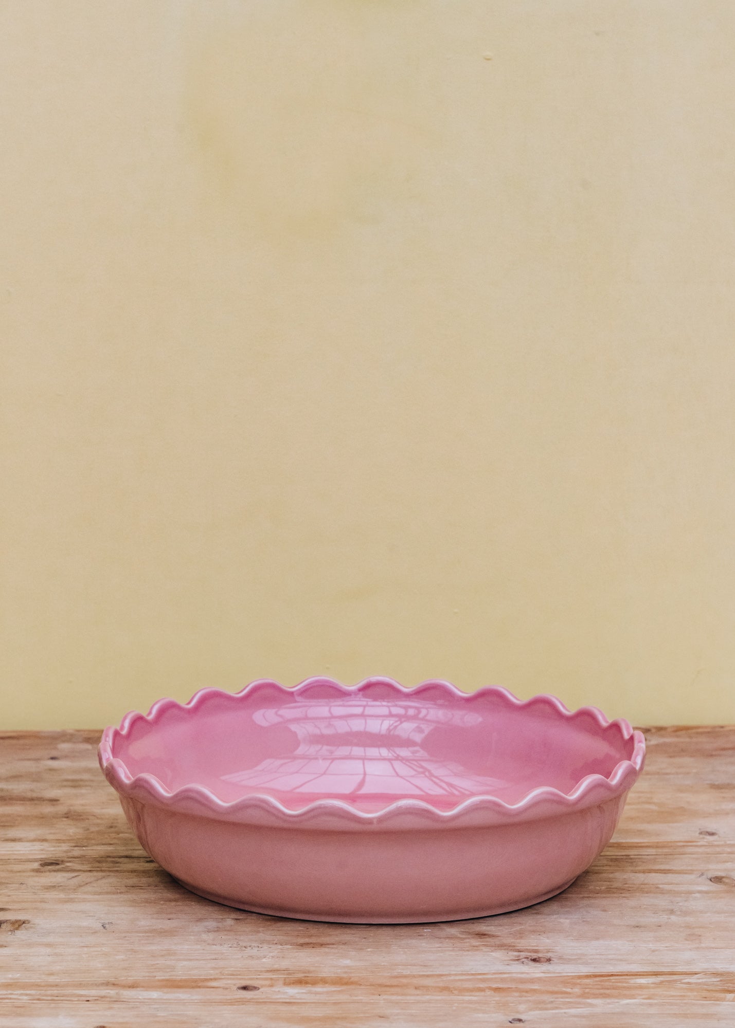 Large Pie Dish in Soft Pink