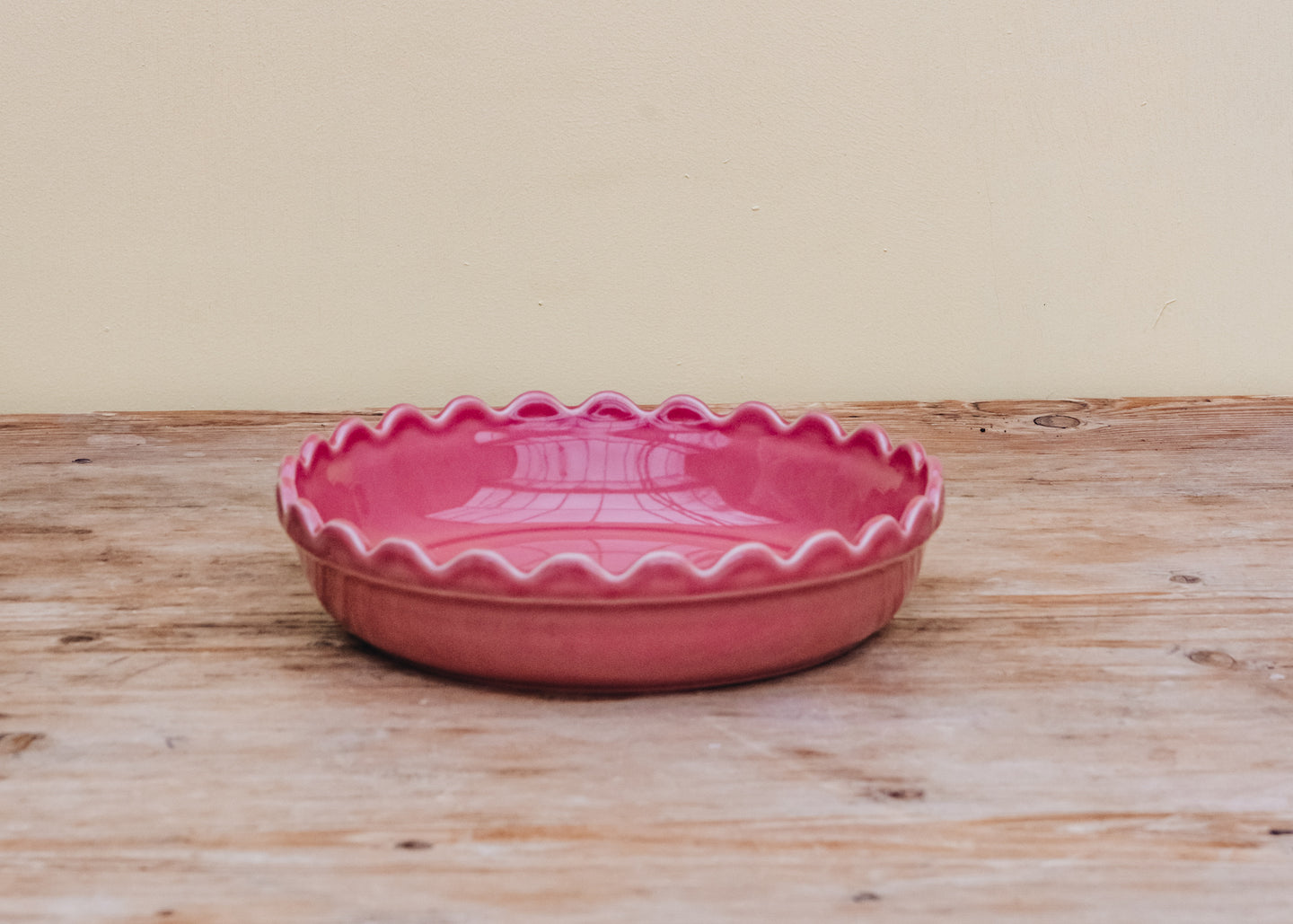 Small Pie Dish in Soft Pink