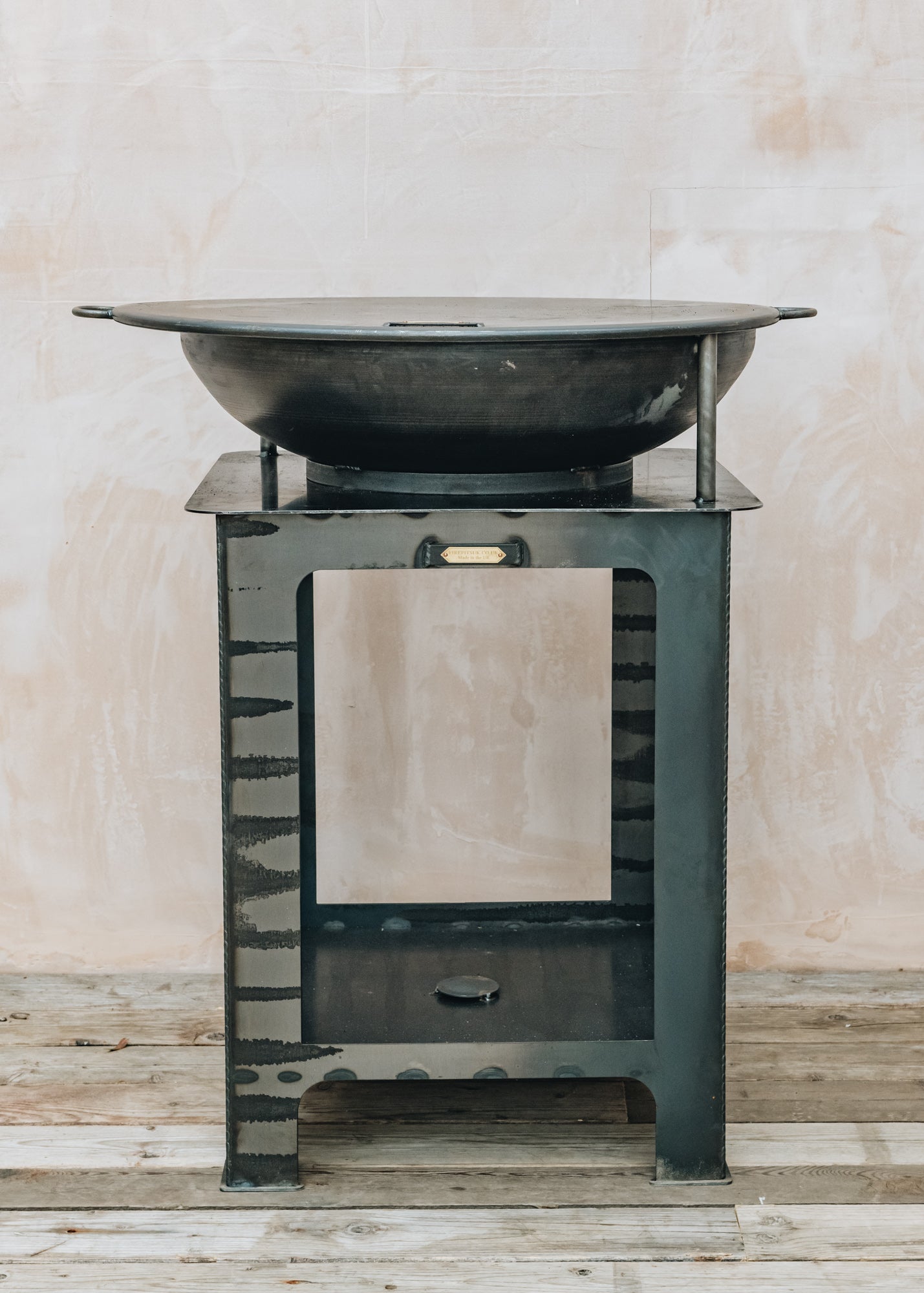 Modular Kitchen Fire Bowl with Log Store