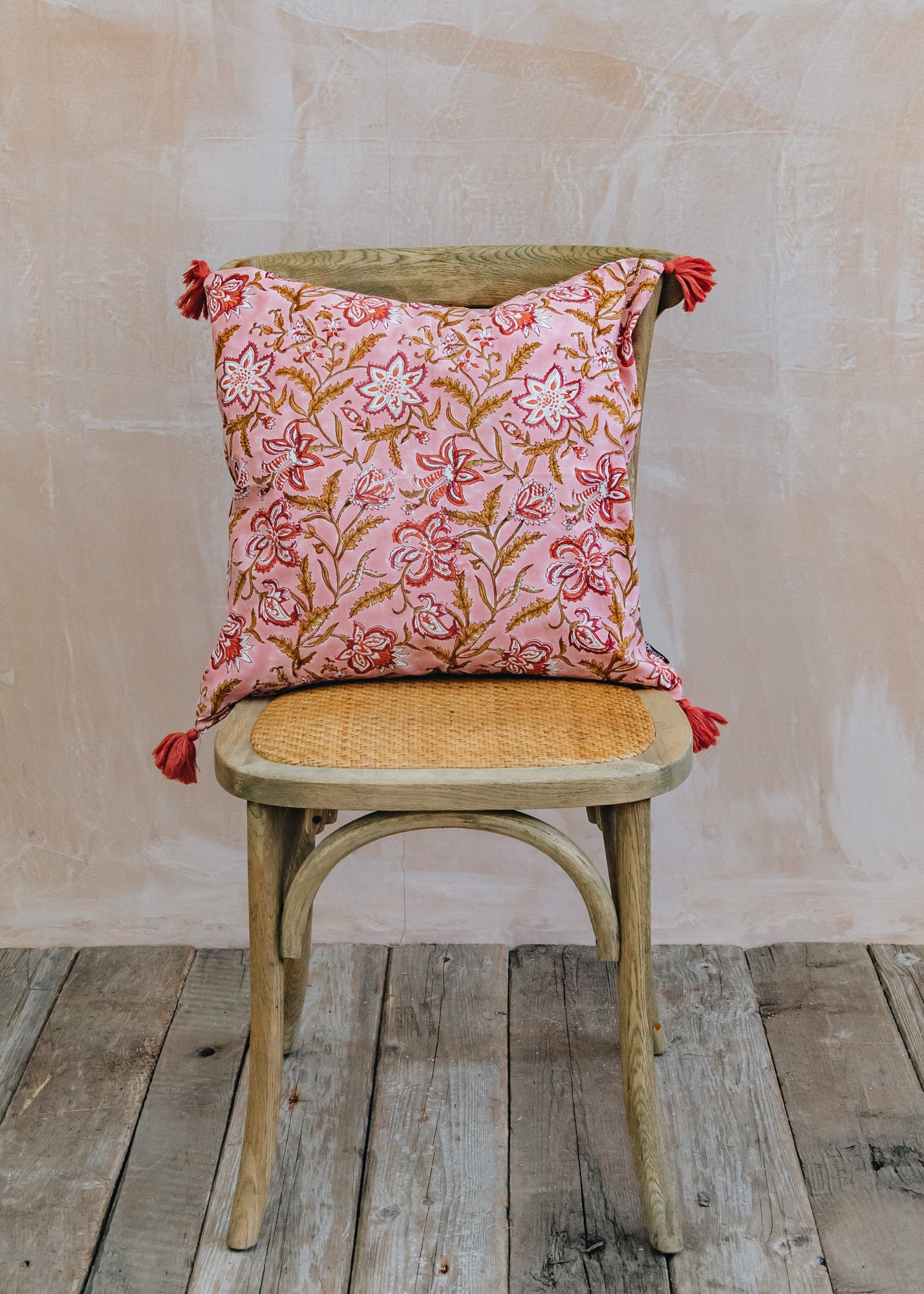 Bungalow Monsoon Rose Cushion